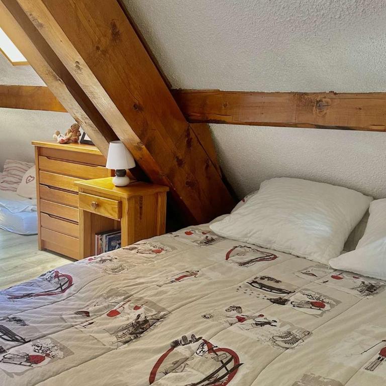 Appartement triplex, animaux et parking - 10 pers. - FR-1-871-42 - Appartement - 19