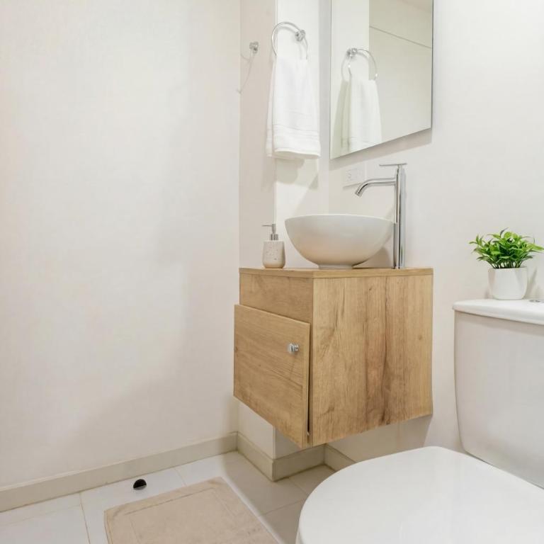 Apartamento Amplio, a 5 min estadio - Apartamento de 2 dormitorios - 4