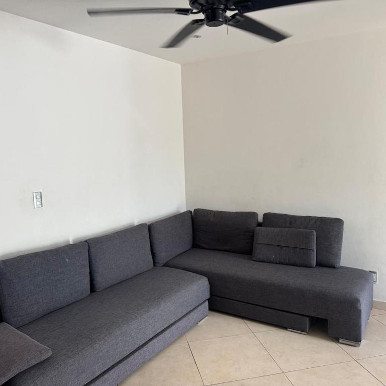Calm Retreat Near Quinta Avenida & the Beach - One-Bedroom Apartment - 2