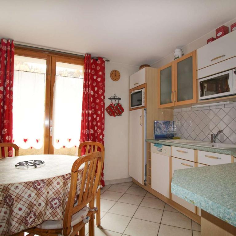Appartement centre village - 4 pers. - FR-1-871-51 - Appartement - 2