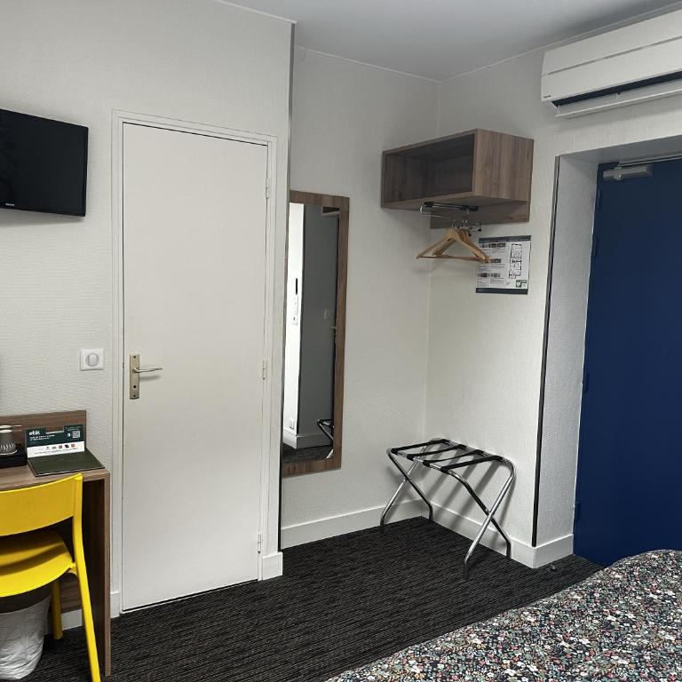 Logis Hôtel Maison Voltaire - Chambre Double - 6
