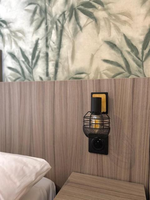Brit Hotel Essentiel Reims Taissy - Chambre Double Supérieure - Rénovée - 7