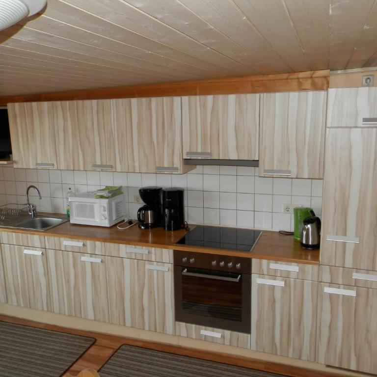 Angela Apartment - Apartment mit Balkon - 1. Etage - 11