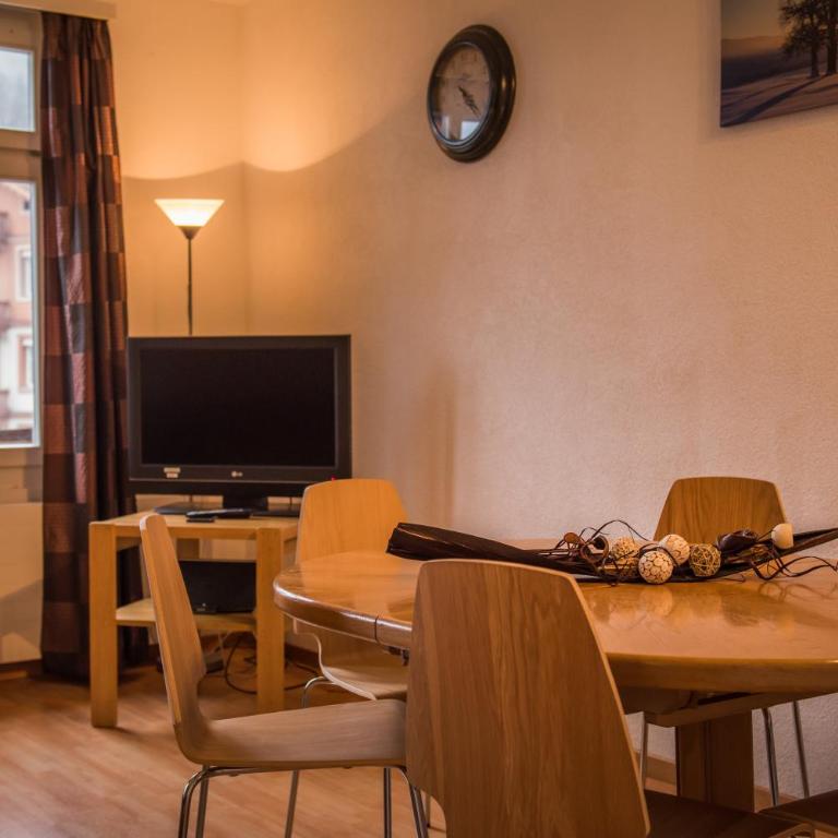 Chalet Cecile - Apartamento con balcón - 7