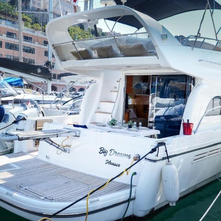 Yacht Experience in Monaco Harbour - Mobile Home - 2