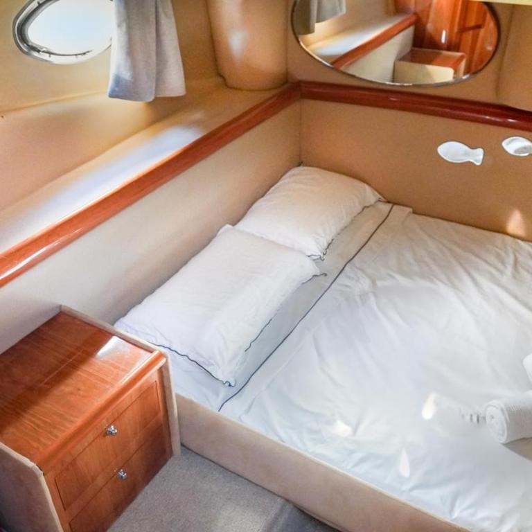 Yacht Experience in Monaco Harbour - Mobile Home - 10
