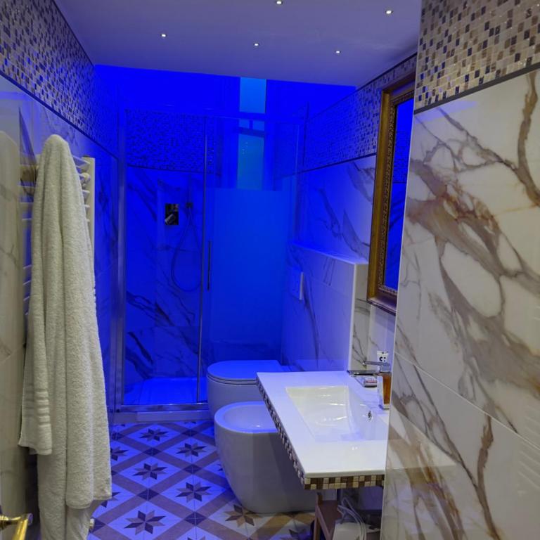 OTTAVIANO Apartment IMPERO VATICANO - Appartamento Deluxe con 3 Camere da Letto - 5