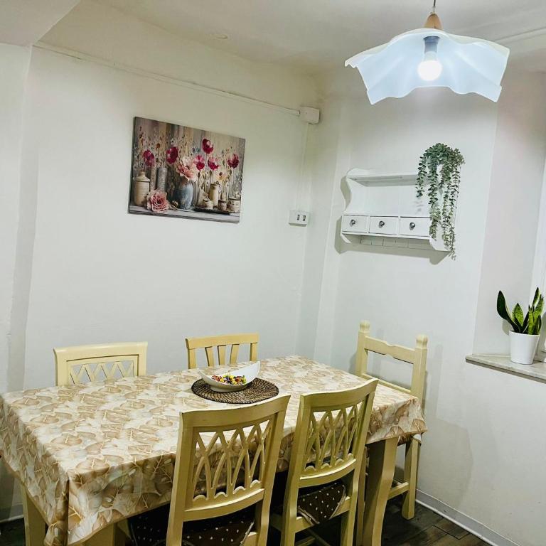 Dolce casa - Two-Bedroom Apartment - 11