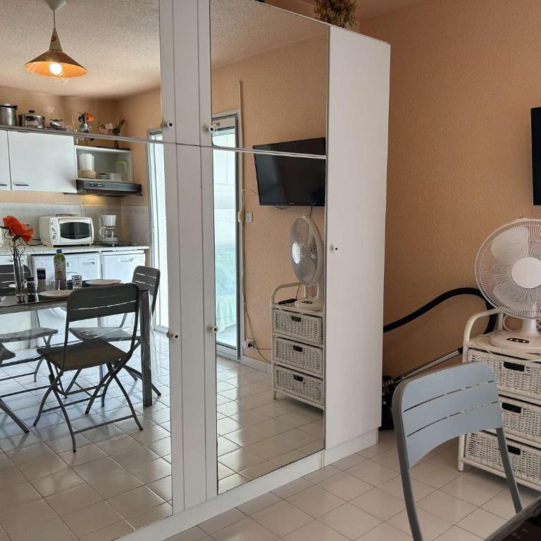 SP280-1125 Appartement 2 pièces - 4 couchages - SAINT PIERRE LA MER - Appartamento con 1 Camera da Letto - 8