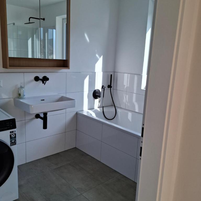 Penthouse mit Seeblick & Terrasse Top 7 - Appartamento con 2 Camere da Letto - 23