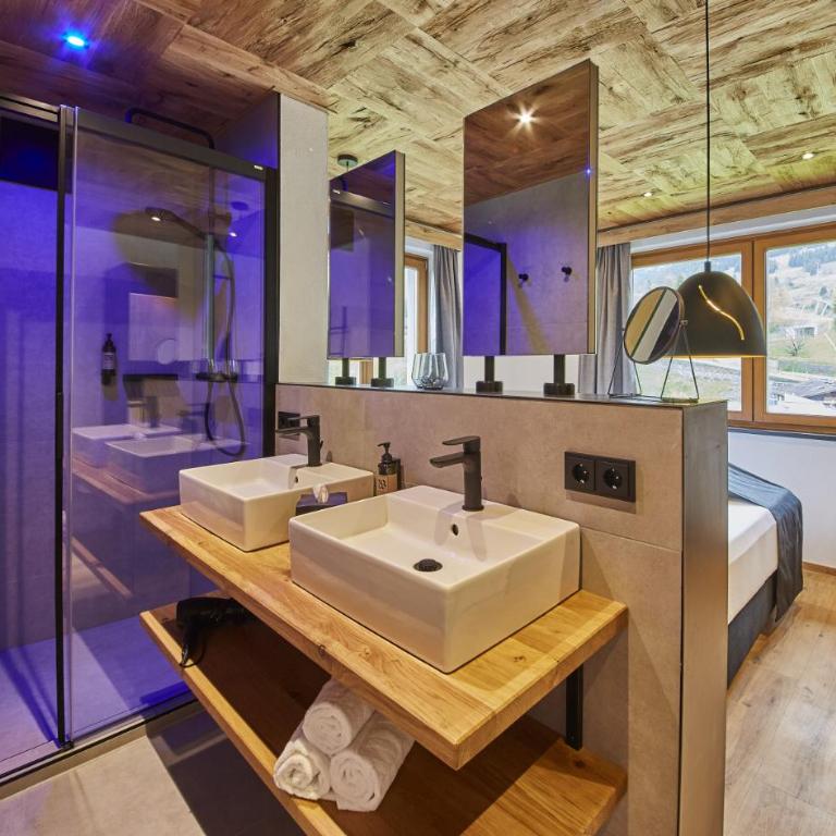 Chalet Wallehen by we rent, Ski-in & Ski-out - Deluxe Two-Bedroom Apartment with Garden View - 21