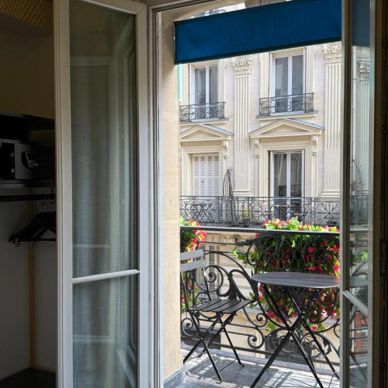 Hôtel Gérando - Chambre Double avec Balcon - 4