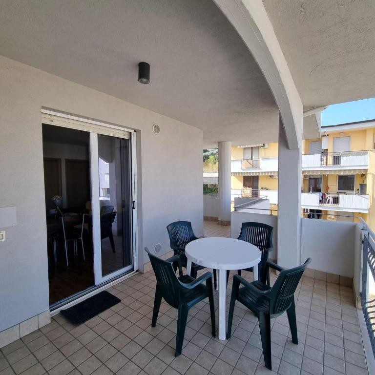 SPALATO BEACH PLACE - Family Room with Private Bathroom - 4