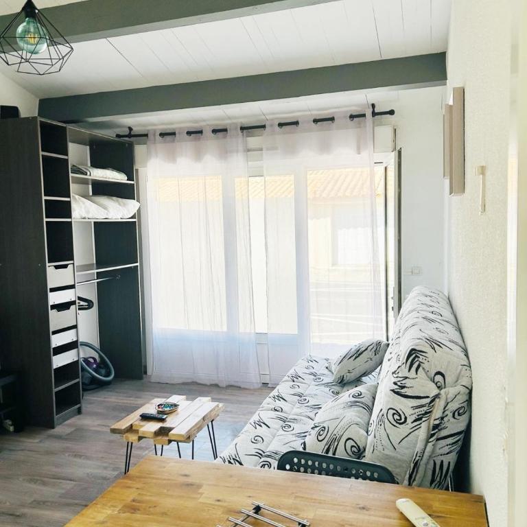 Studio carnon climatisé à 5min à pied de la plage - Appartement 1 Chambre - 10