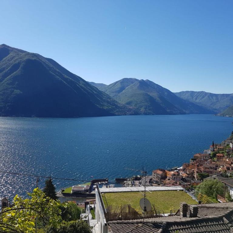 The Happiness of the Lake - Appartamento Superior con 1 Camera da Letto e Balcone - 13