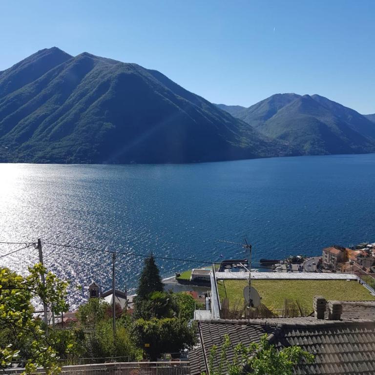 The Happiness of the Lake - Appartamento Superior con 1 Camera da Letto e Balcone - 19