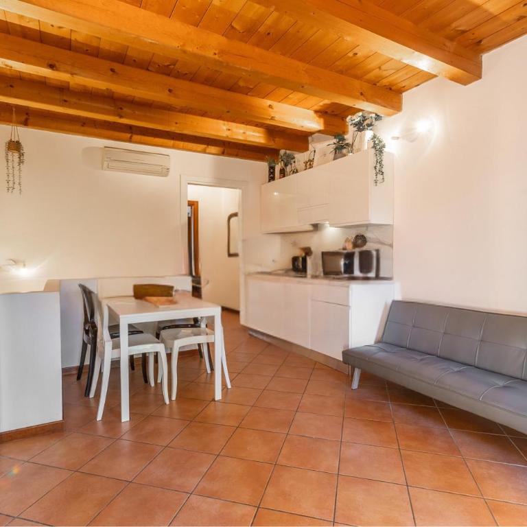 SG Family - Appartamento Experia - Pool & Golf - Appartamento con 3 Camere da Letto - 4