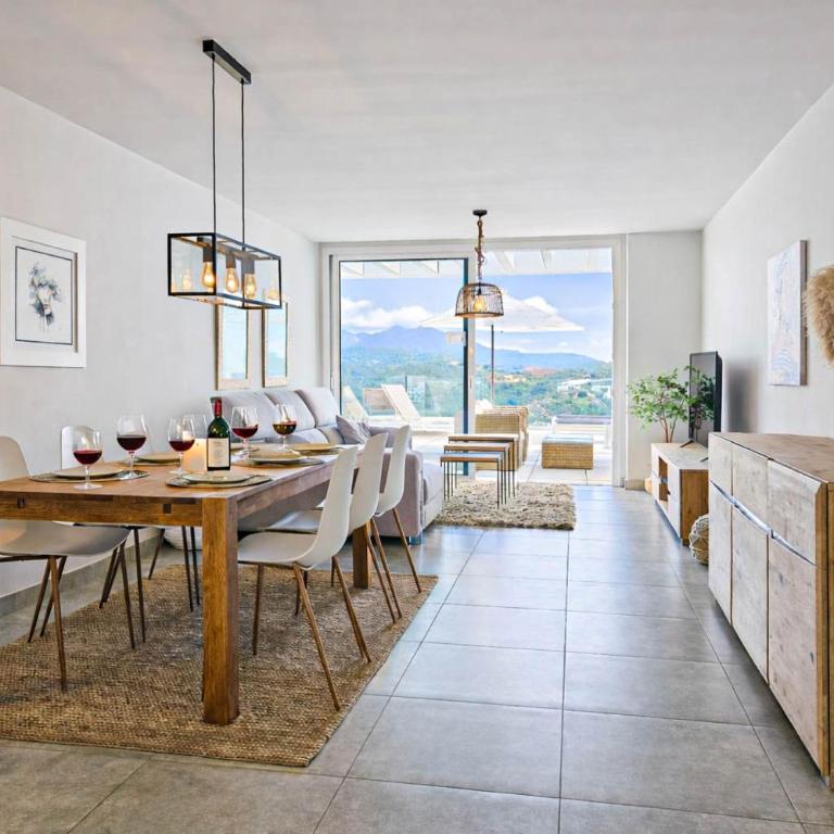 Modern 3 bed in Casa Banderas, La Cala De Mijas - Three-Bedroom Apartment - 10