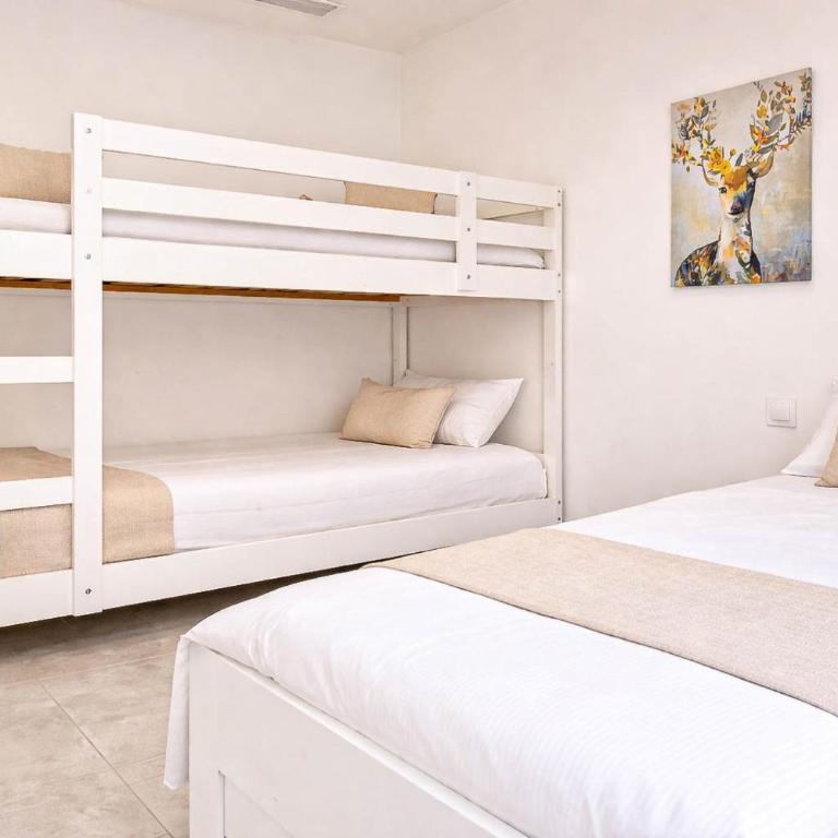 Modern 3 bed in Casa Banderas, La Cala De Mijas - Three-Bedroom Apartment - 23