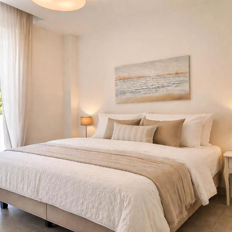 Modern 3 bed in Casa Banderas, La Cala De Mijas - Three-Bedroom Apartment - 21