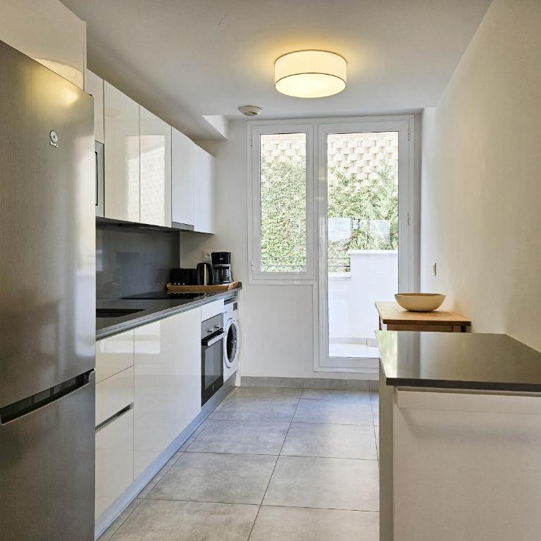 Modern 3 bed in Casa Banderas, La Cala De Mijas - Three-Bedroom Apartment - 14
