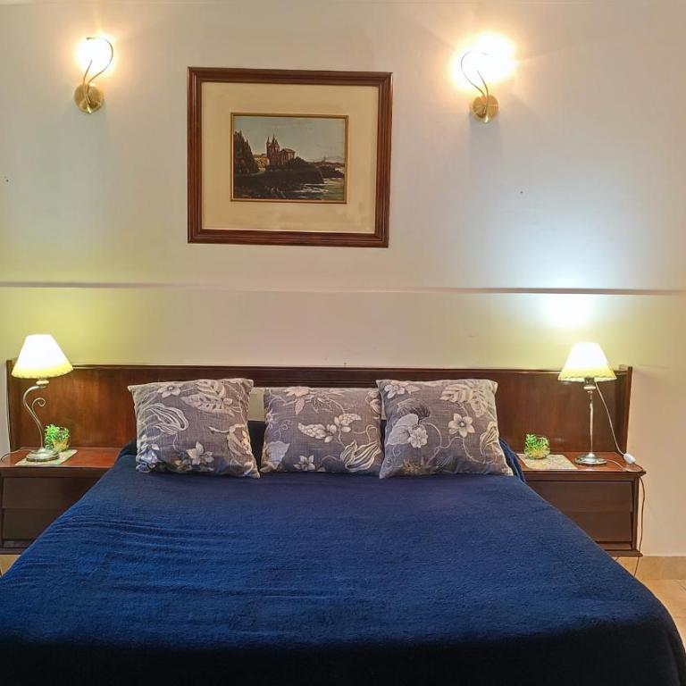 Alojamiento con pileta a 5 minutos del estadio y nodo tecnológico - Apartamento de 1 dormitorio - 1