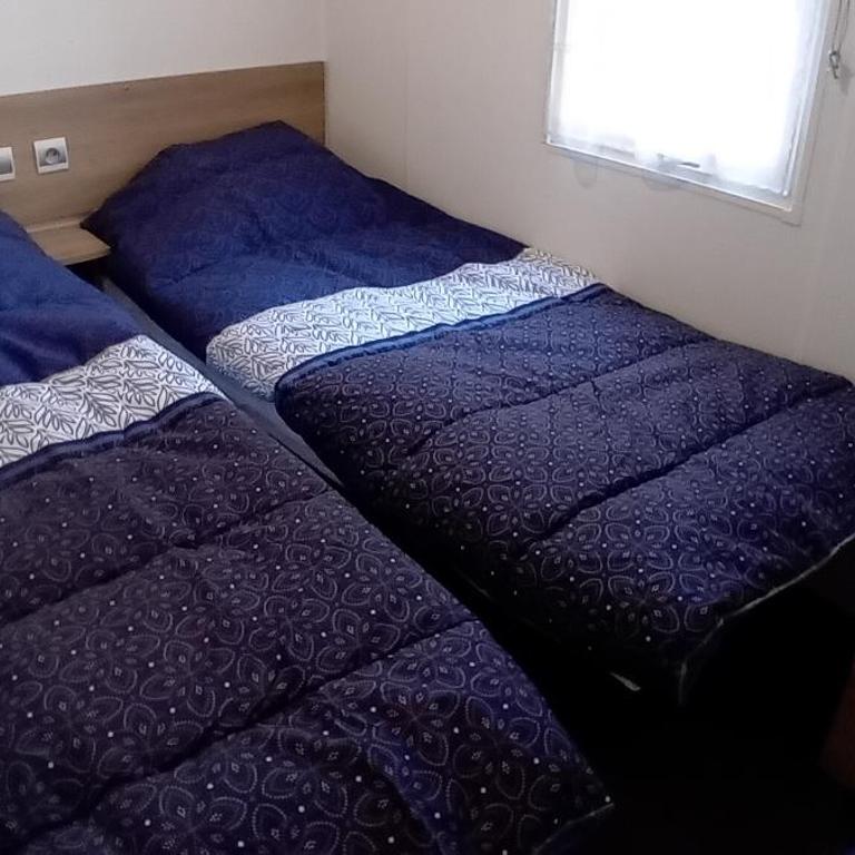 3 Bed House - Sleeps 6 - Parking - Wifi - Chambre Double - Vue sur Parc - 7