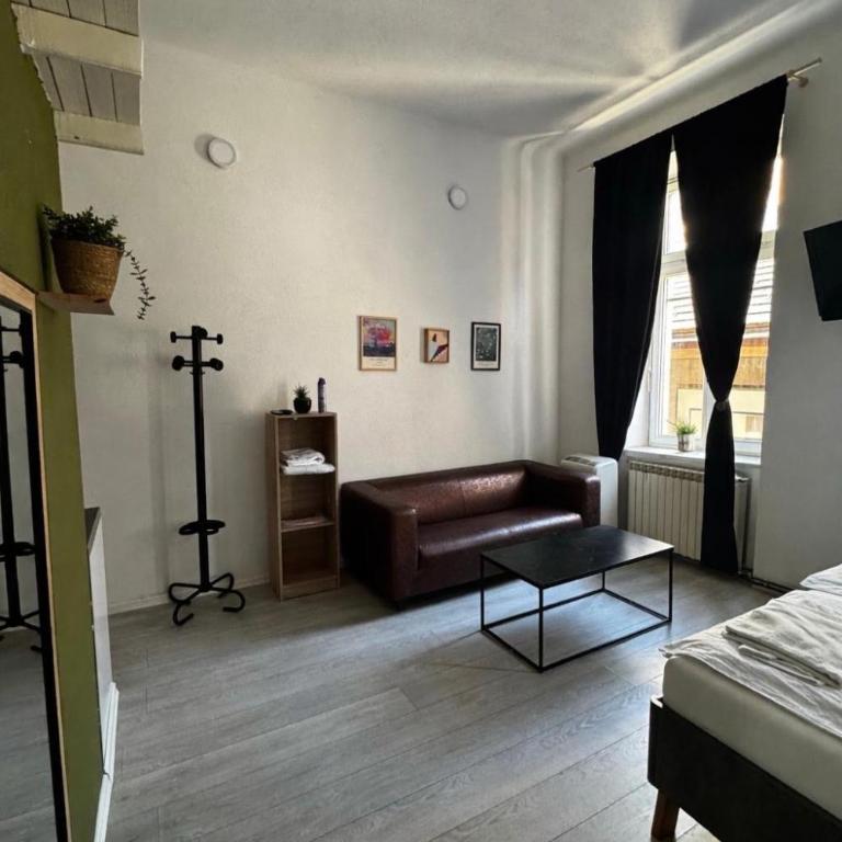 Old Town Trotters Heritage Apartments - Deluxe Double Studio - 13