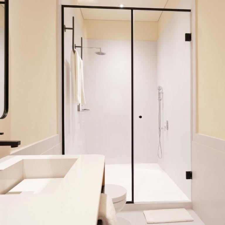 Umbral, Curio Collection By Hilton - Habitación con cama grande - 4