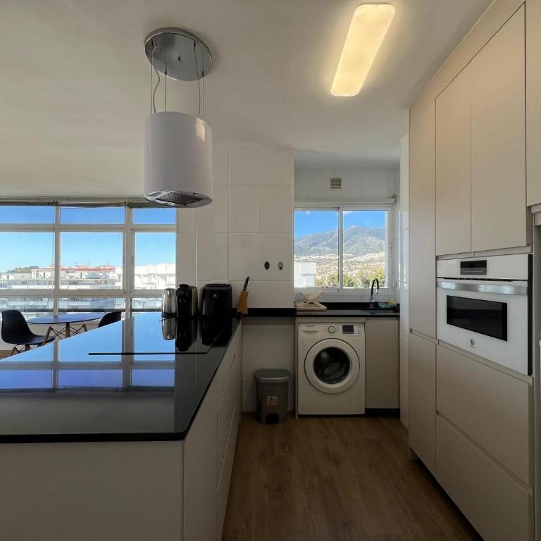 Diorama Sea View by BenalSuites - Panoramic Sea & Mountain Views - Apartamento de 2 dormitorios - 4