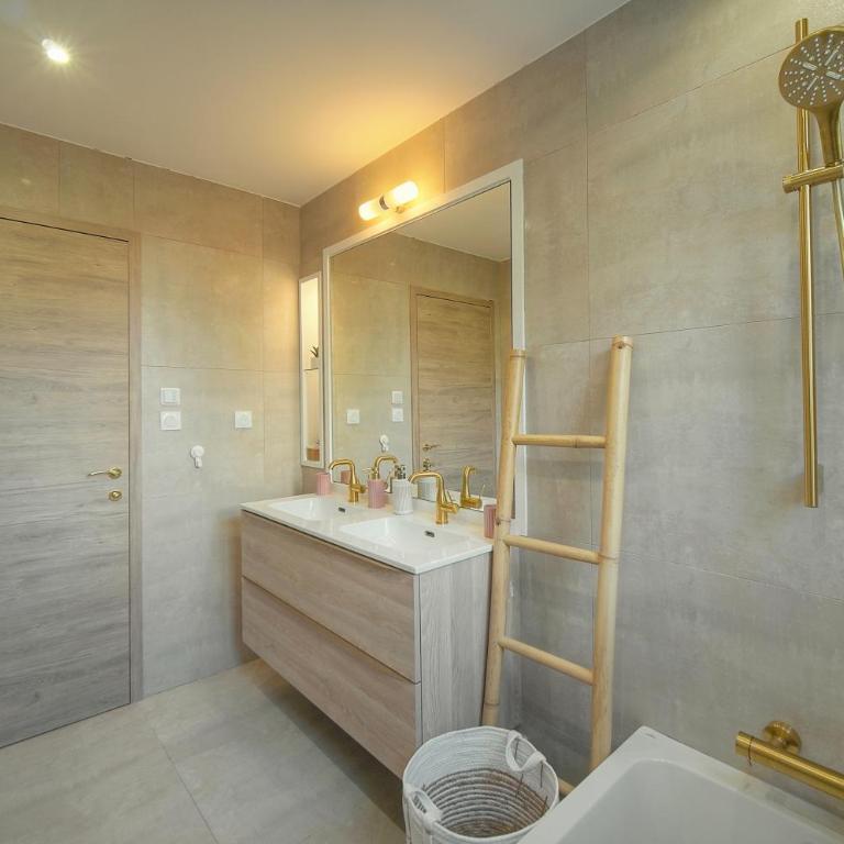 Le ANA - 350m plage - parking - VCA - Appartement 2 Chambres - 37