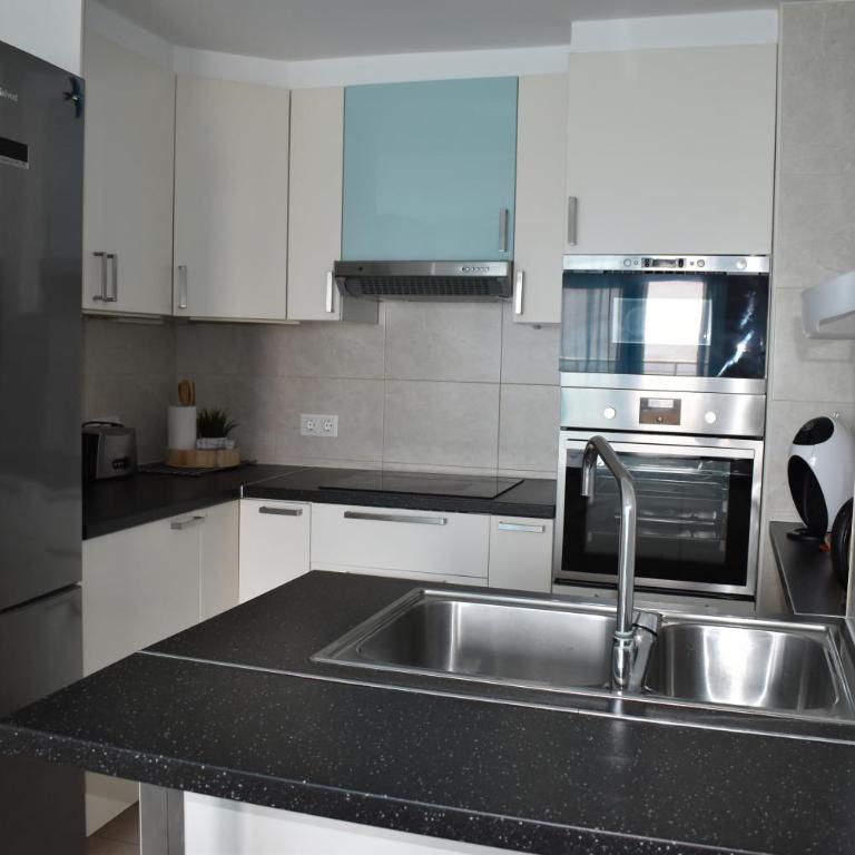 Apartamento BenalBeach vistas al mar gran terraza - Apartment with Sea View - 4