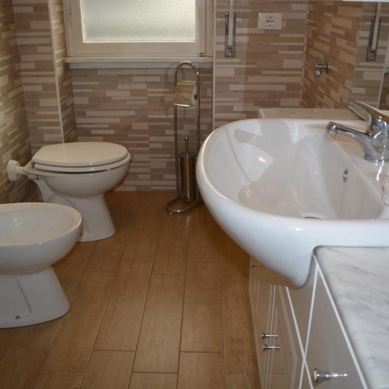Home Sweet Home - Appartamento con 2 Camere da Letto e Balcone - 13