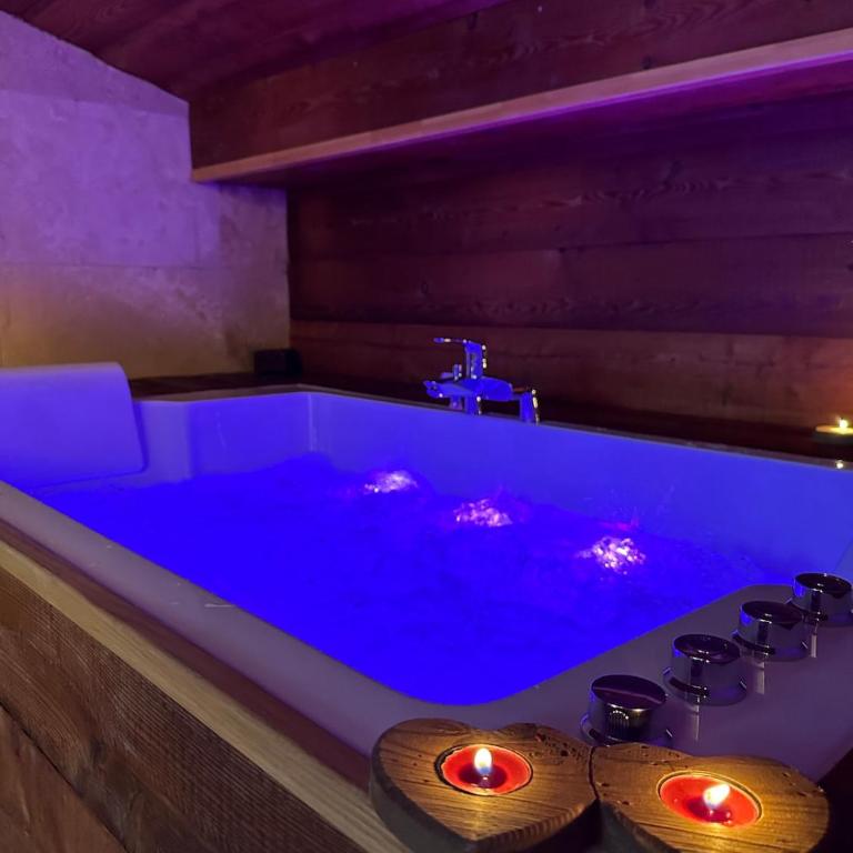 Le Chalet - Appartement avec balnéothérapie - Appartement 1 Chambre avec Baignoire Spa - 3