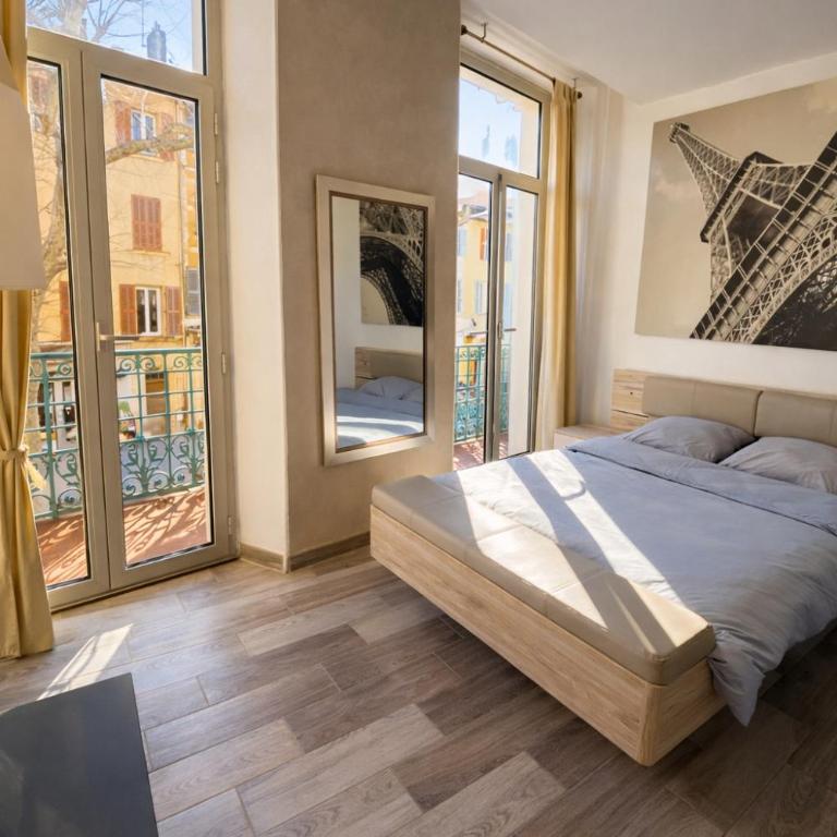 Studio lumineux avec balcon à Hyères - Appartement 1 Chambre - 10