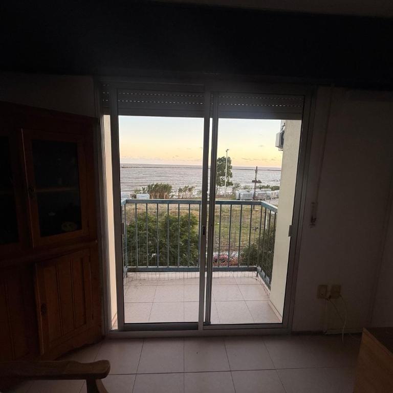 Apto vista al río - Two-Bedroom Apartment - 2