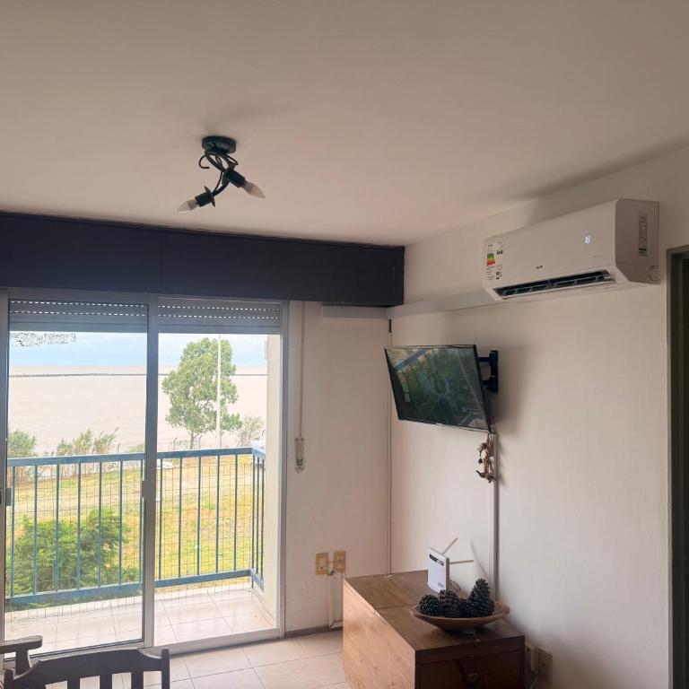 Apto vista al río - Two-Bedroom Apartment - 16