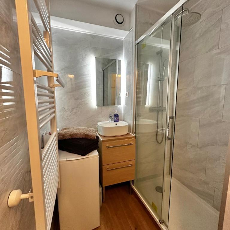 Isabelle - Appart 31m2 confortable en RDC avec parking et terrasse - Apartment mit 1 Schlafzimmer - 4