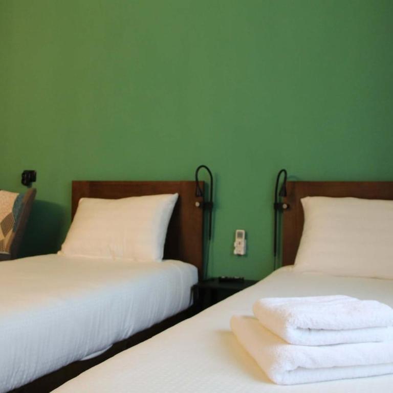 Budget Stay + Private Parking - Appartamento - 12