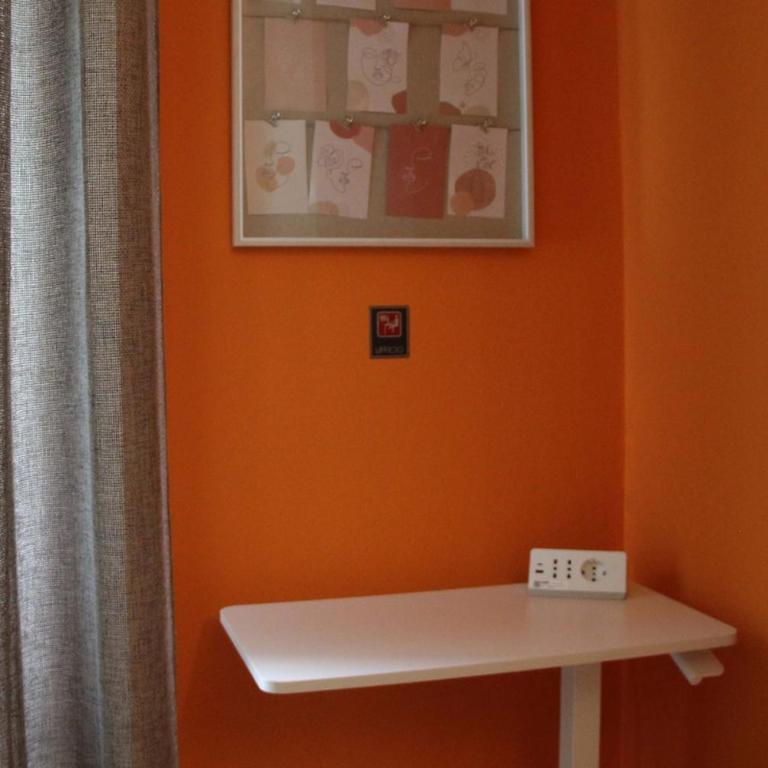 Budget Stay + Private Parking - Appartamento - 13
