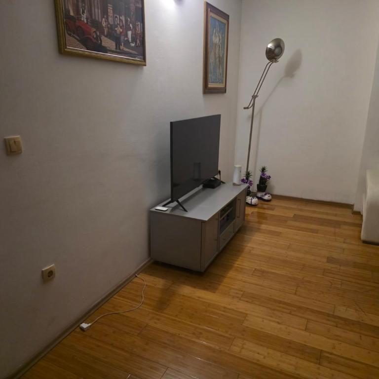 Budva centar - Apartman sa 1 Spavaćom Sobom - 3