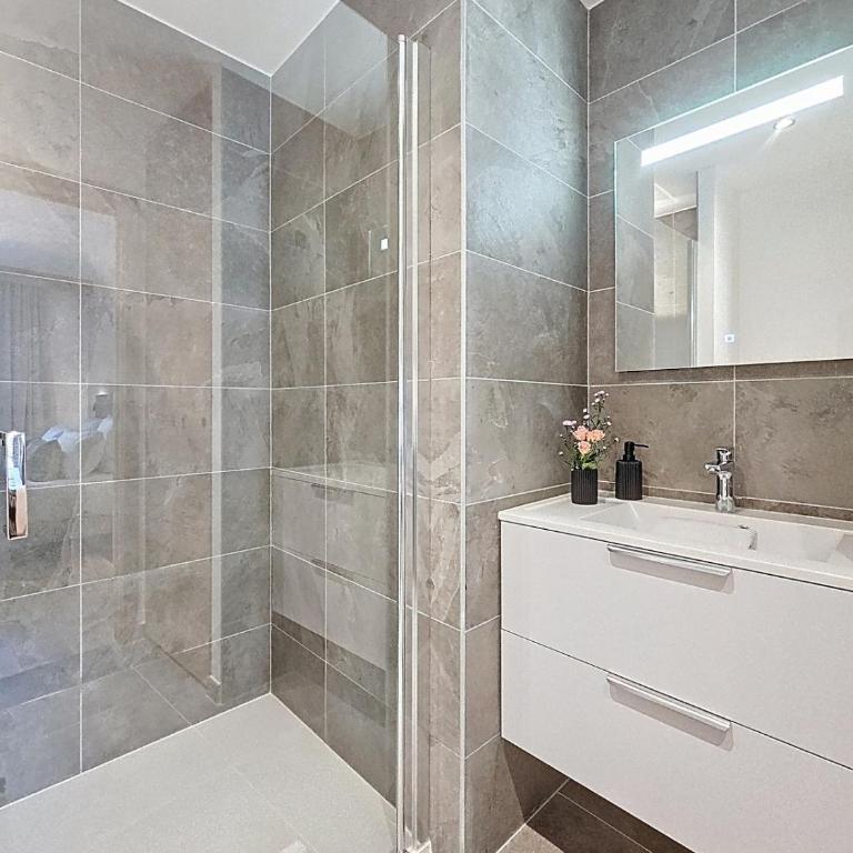 Écrin de Prestige au Cœur de Chamonix - 2 Suites - Appartamento con 2 Camere da Letto - 8