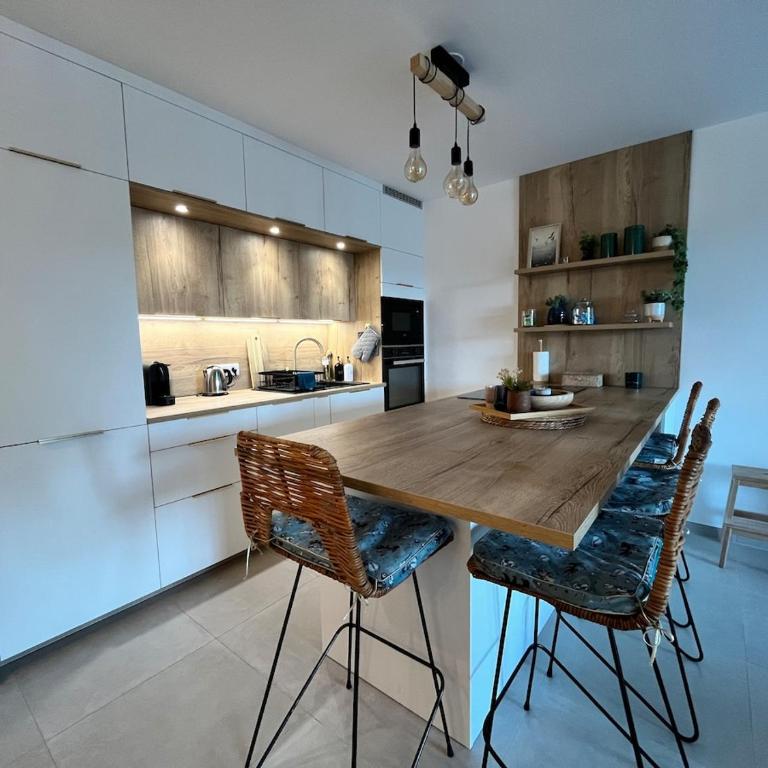 Pépite Suites - LE PARADIS BLEU - Au Bord du Lac - Terrasse & Garage - Apartamento de 1 dormitorio - 33