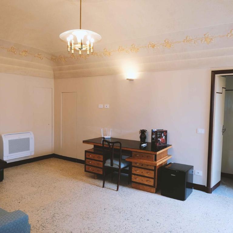Foresteria del Teatro Donnafugata - Suite with City View - 11
