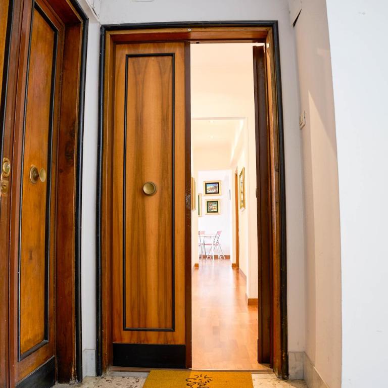 Naif - Appartamento con 2 Camere da Letto - 35