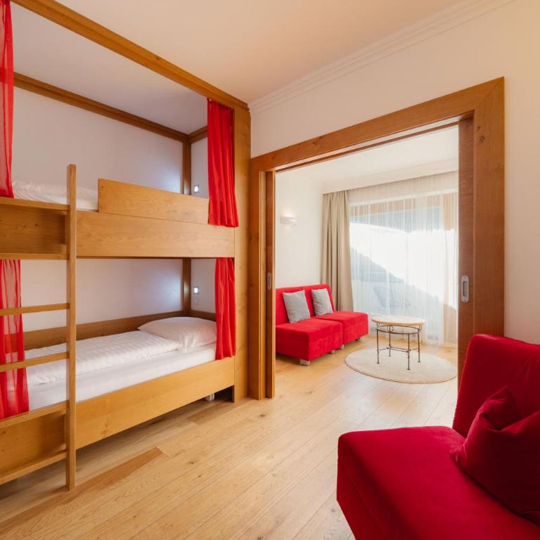 Familotel Amiamo - Superior Suite mit Kingsize-Bett - 4