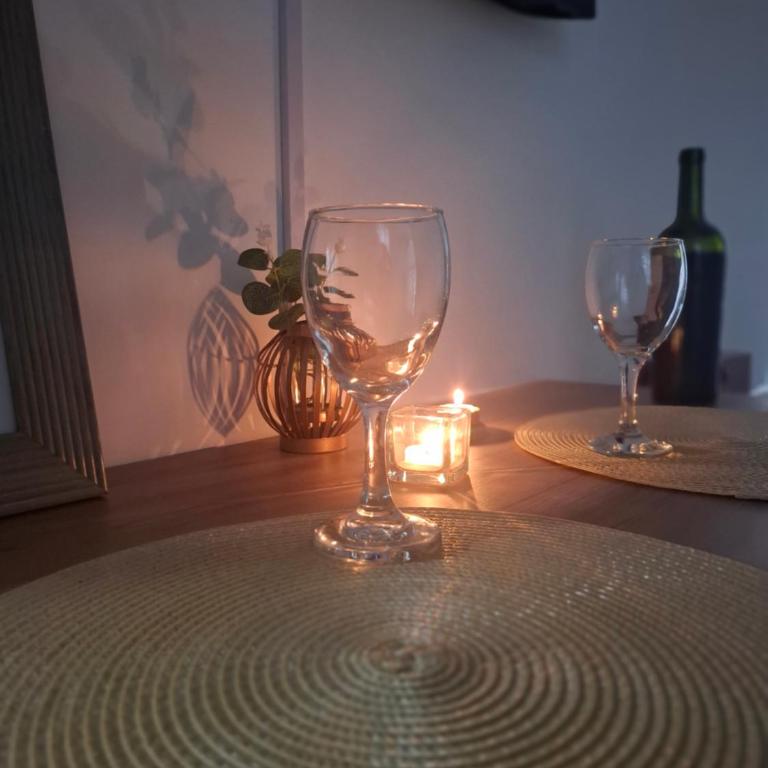 Monoambiente luminoso con Jacuzzi Relax y estilo - Apartamento de 1 dormitorio - 3