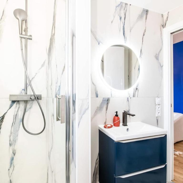 Cosy Cœur du Suquet # Vieux Cannes - Proche Plage et Vieux Port - Climatisation - Appartement 1 Chambre Deluxe - Vue sur Océan - 21