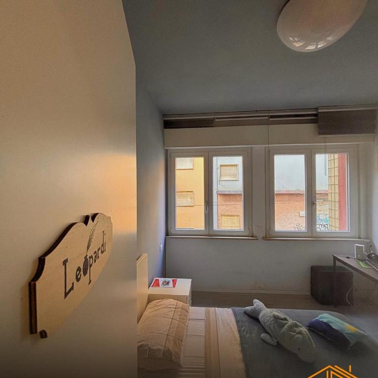 CarloAlbertoApartment-C by Homes in Ancona - Appartamento con 3 Camere da Letto - 2