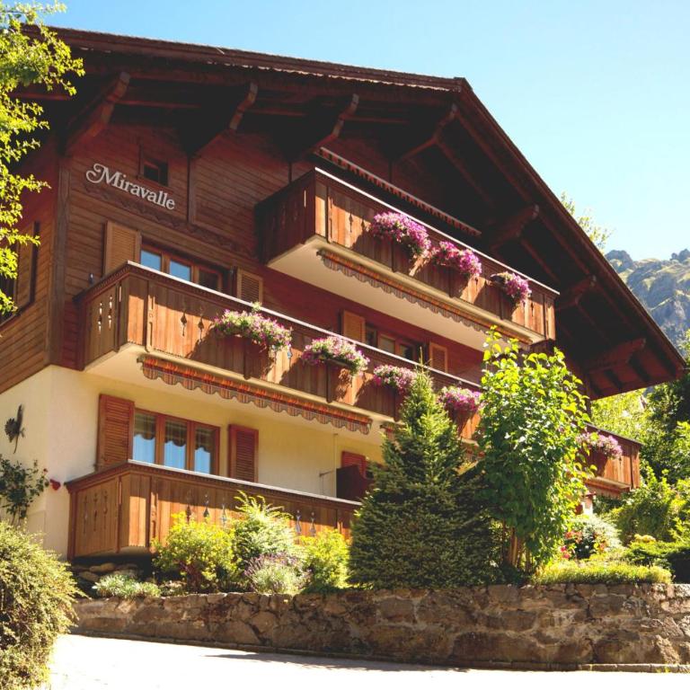 Chalet Miravalle 3 - Apartment mit 3 Schlafzimmern und Balkon - 10